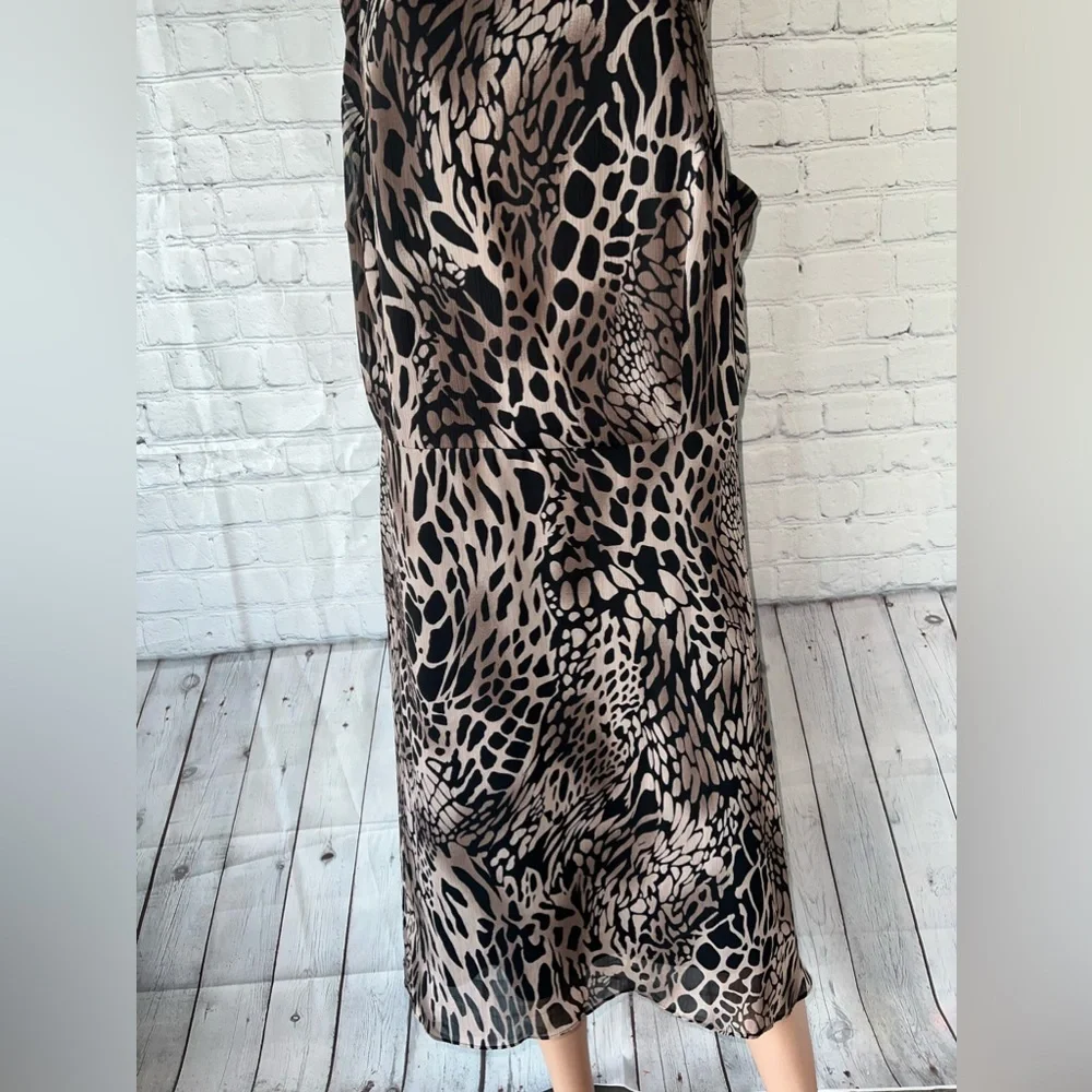 Dress Barn Gray, Brown & Black Cheetah Print dress size 22 - Picture 3 of 8